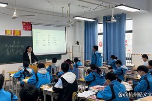 约维奇本场数据：3射3正、2粒进球、1次关键传球，获评8.3分